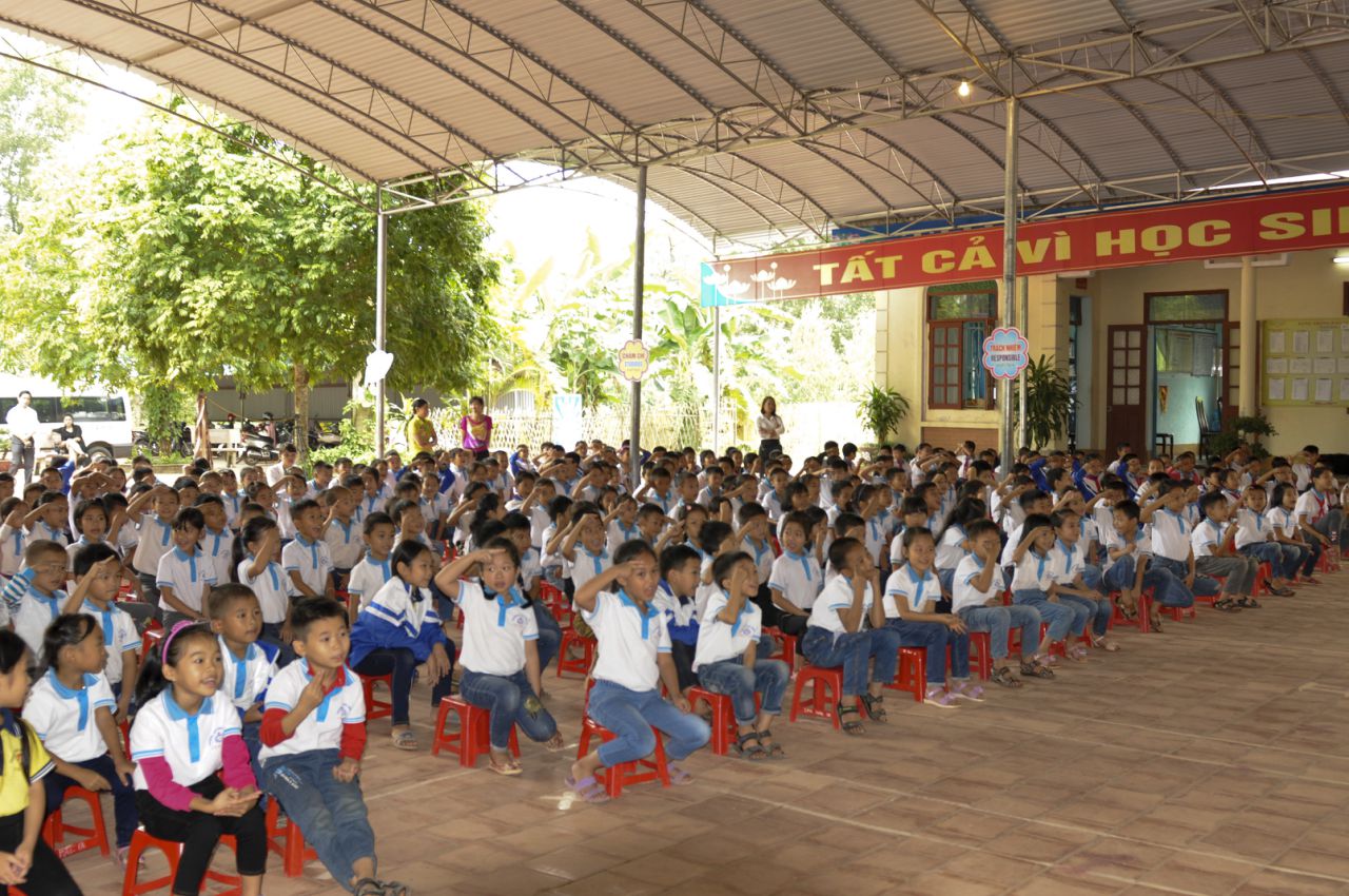 cac chau hoc sinh truong tieu hoc Hong ky